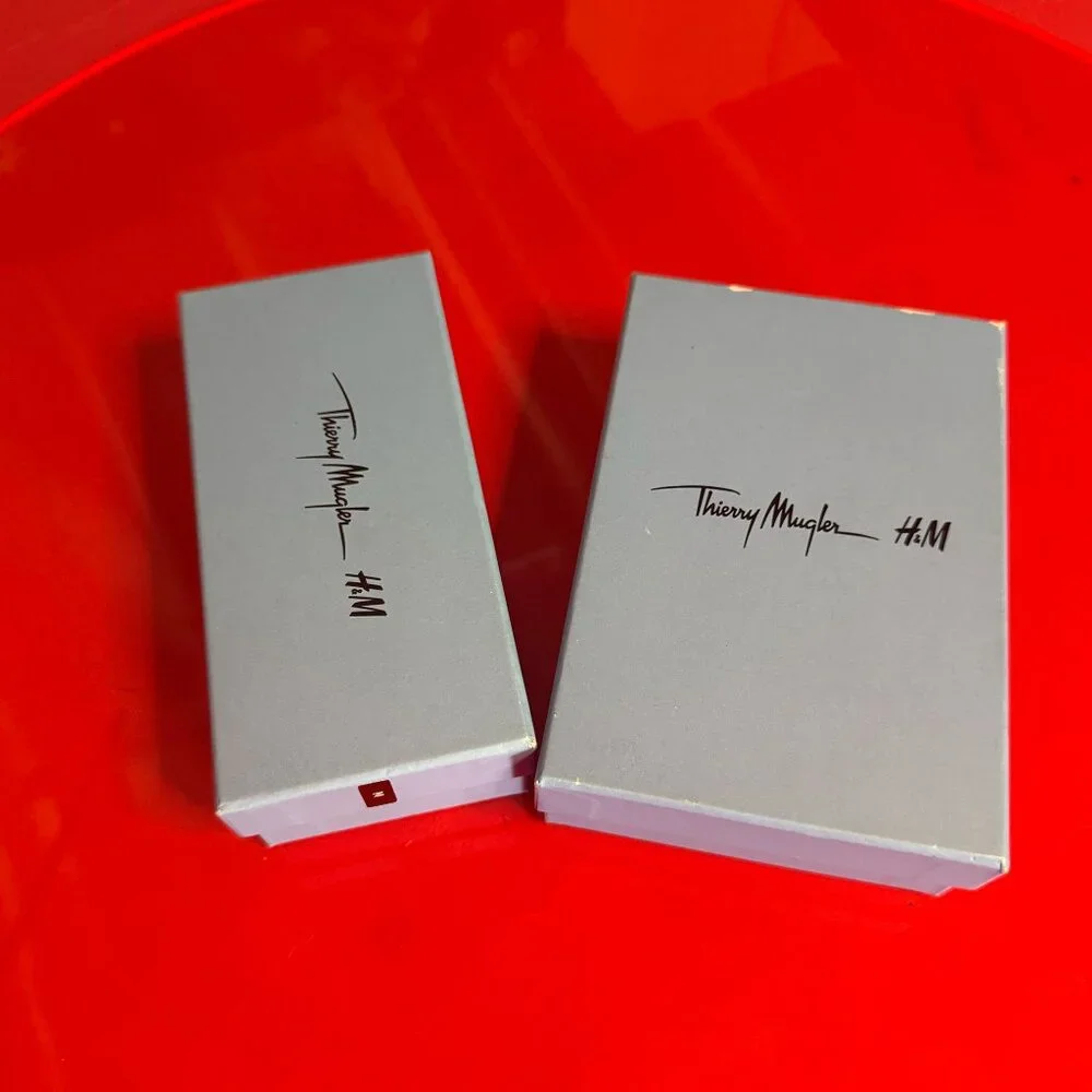 Mugler x H&M Gold Drop Earrings & Cocktail Ring Set – Limited Edition, Recycled - Picture 5 of 11